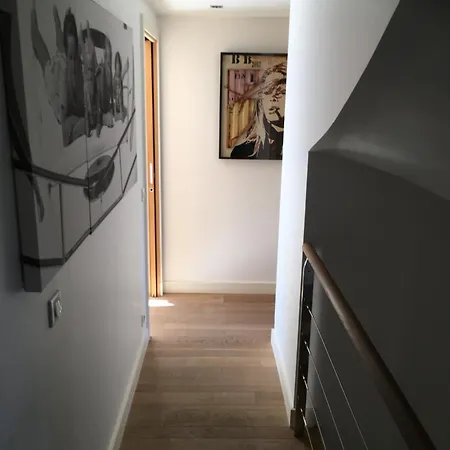De Luxe A Port Villa